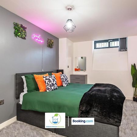 Spacious 1 Bedroom Apartment With 4K Cinema Experience By Green Haven Escapes In Bradford Bradford  Exterior foto
