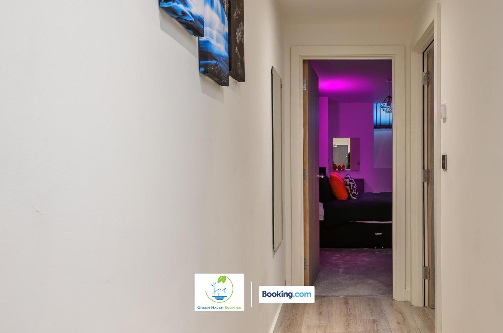 Spacious 1 Bedroom Apartment With 4K Cinema Experience By Green Haven Escapes In Bradford Bradford  Exterior foto